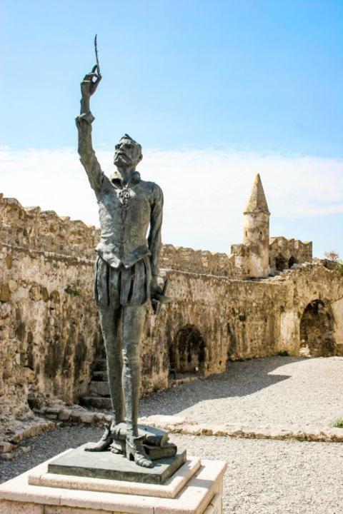 Cervantes Nafpaktos Bagian luar foto